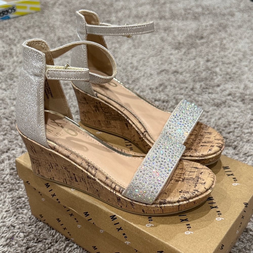 Mix No. 6 Women's Sparkling Wedge Sandals - Silver and Tan